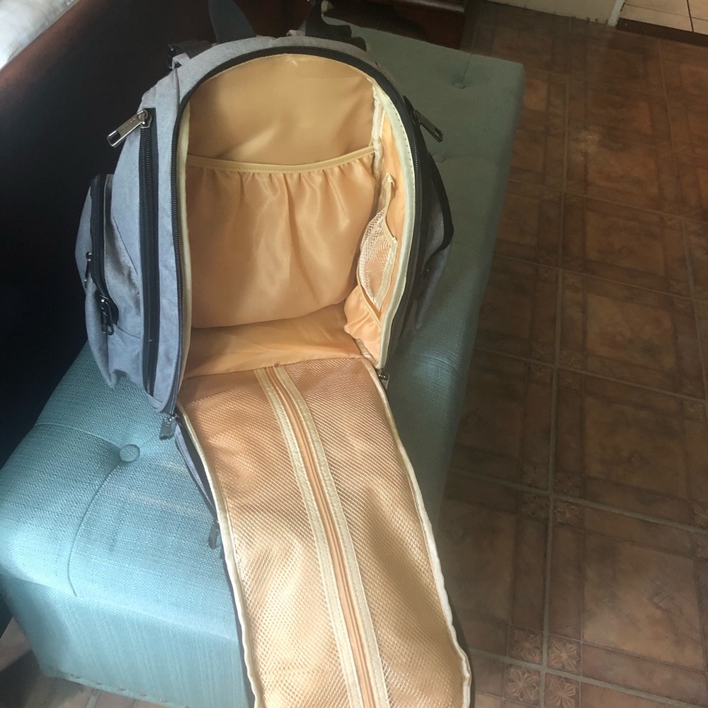 Baby traveling bag